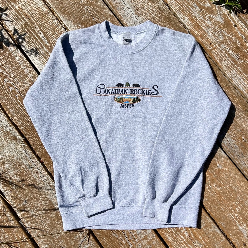 Jasper Canadian Rockies Embroidered Sweatshirt